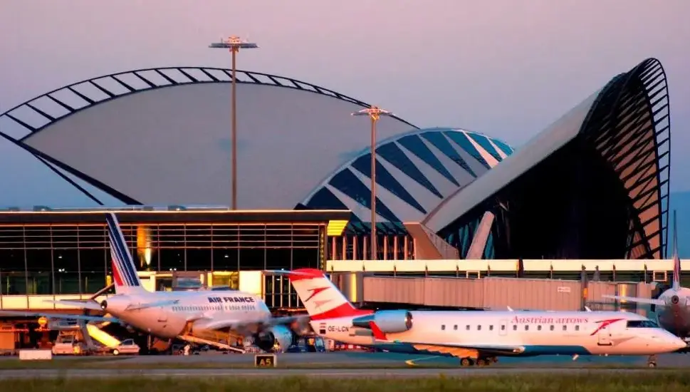 Lyon Airport To Courchvel Private Transfer